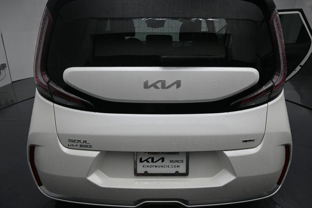 Certified 2023 Kia Soul GT-Line w/ GT-Line Technology Package FWD image 9
