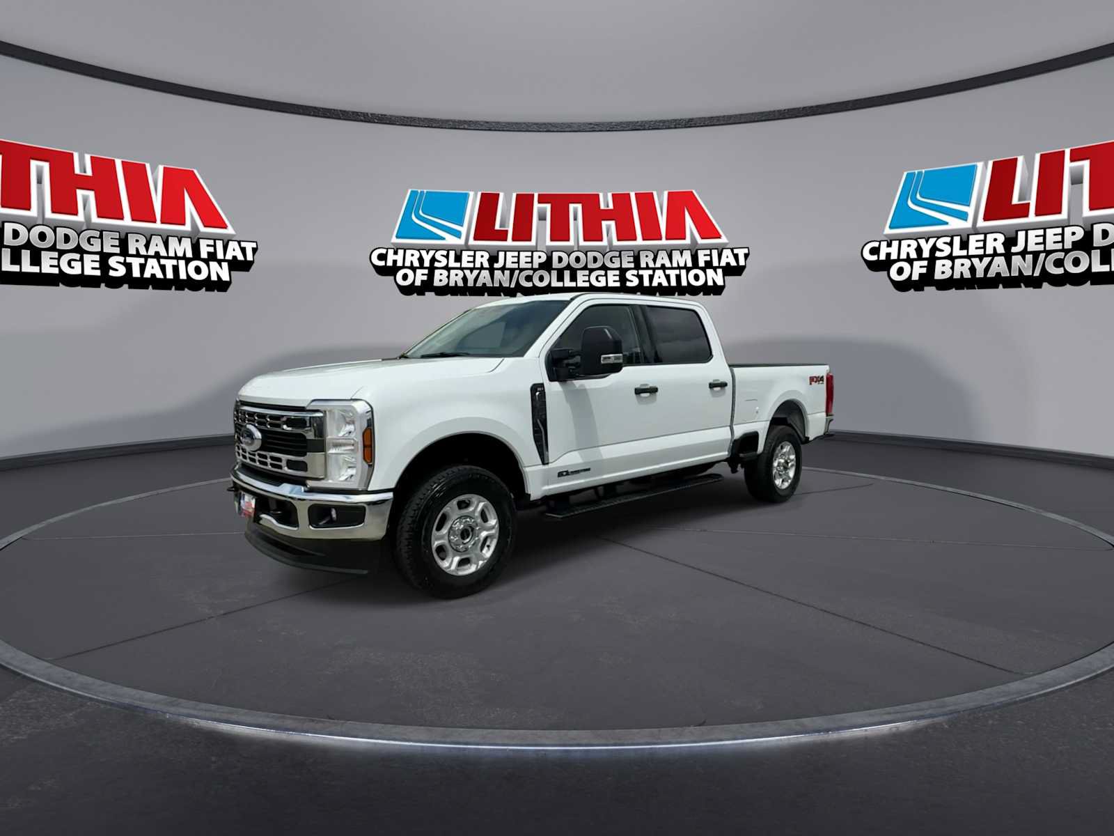 Used 2025 Ford F250 XLT w/ FX4 Off-Road Package AWD/4WD image 4