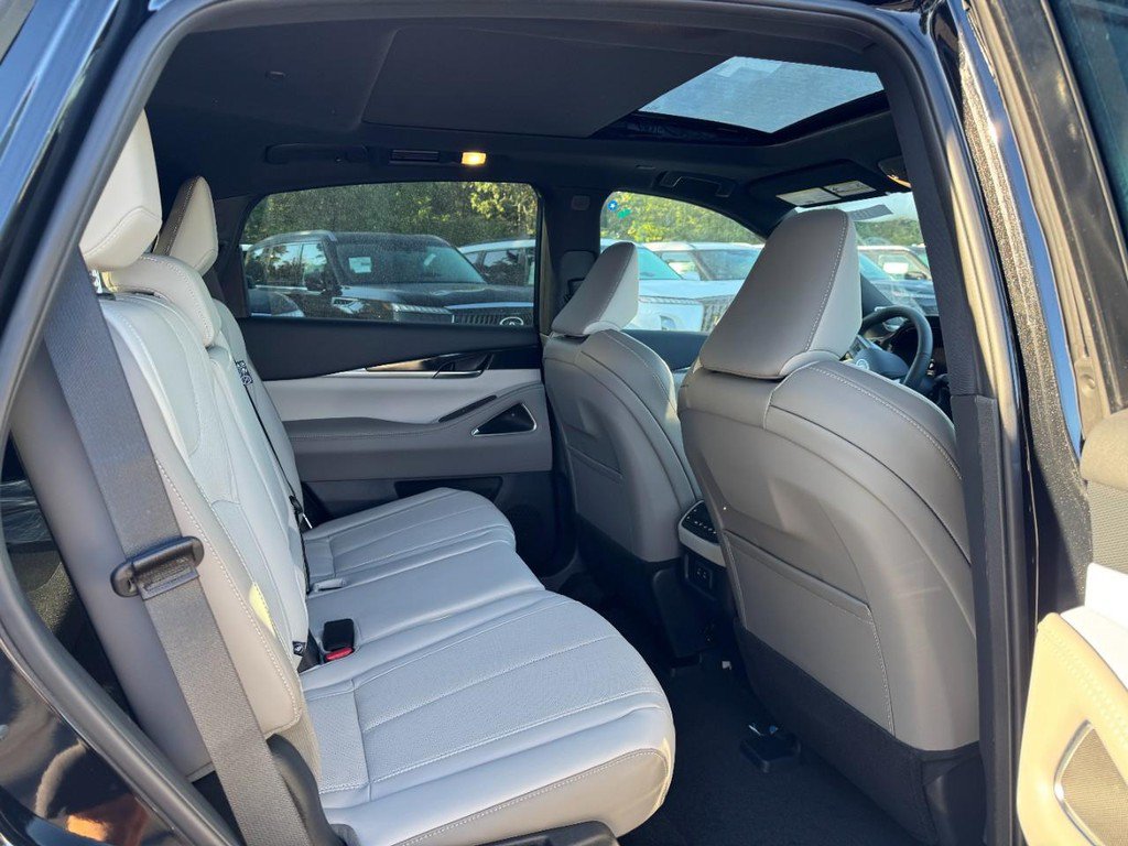 New 2027 INFINITI QX65 Sport AWD/4WD image 5