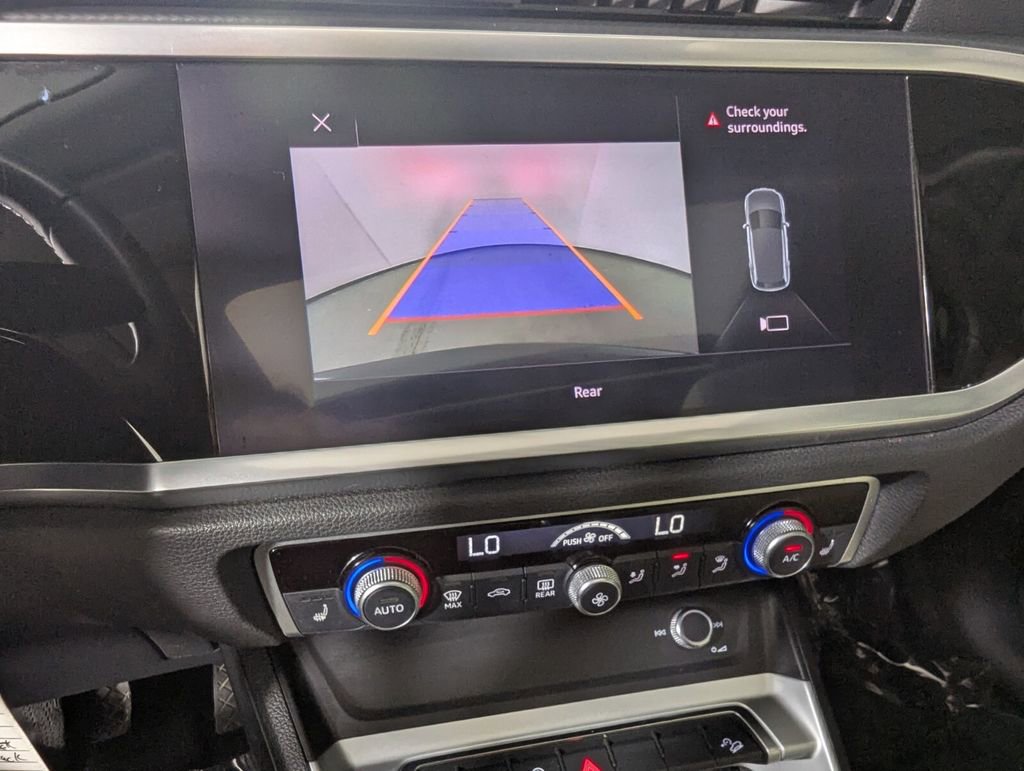 Used 2019 Audi Q3 2.0T Premium image 21