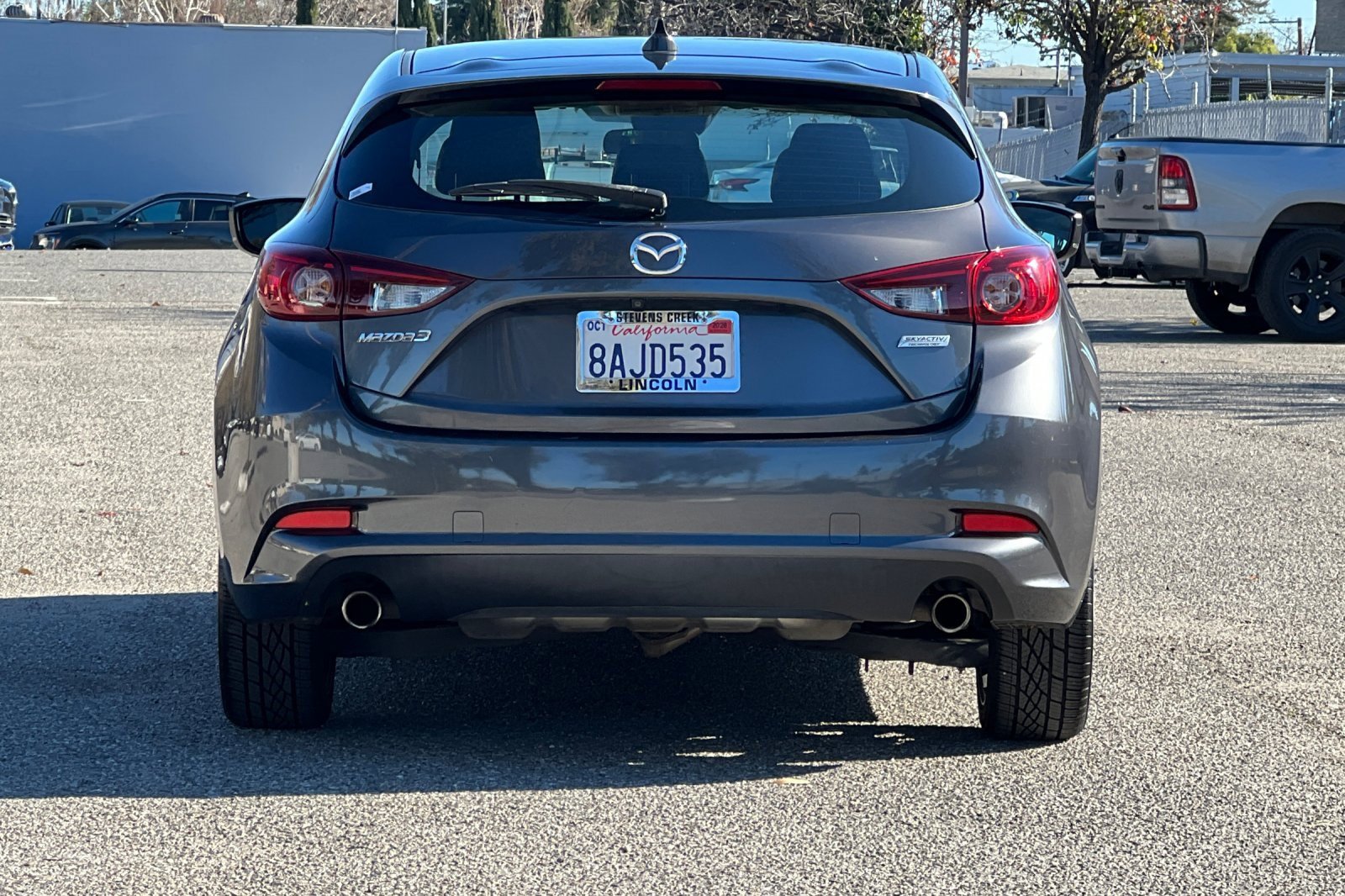 Used 2018 MAZDA MAZDA3 Touring image 5