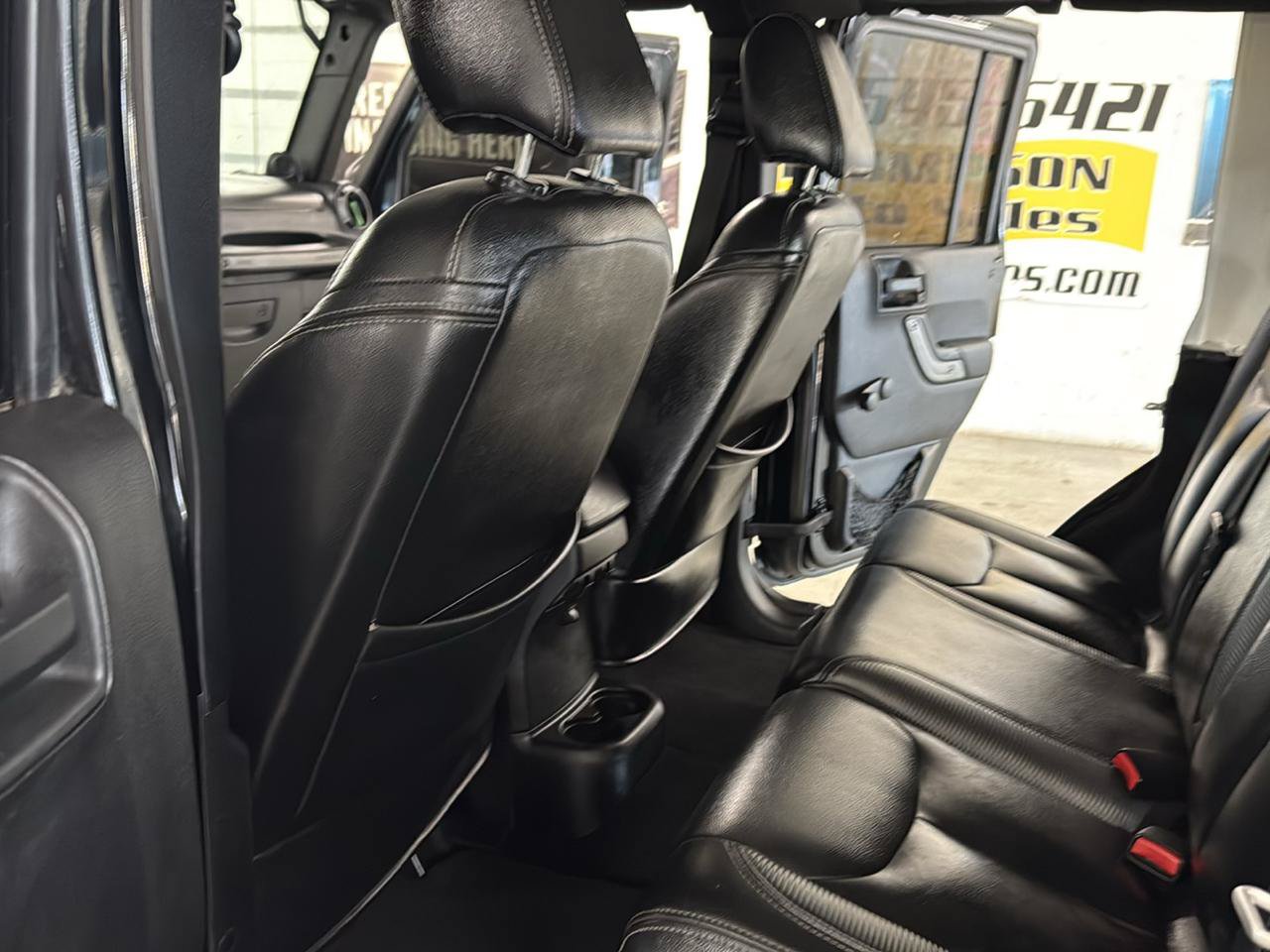 Used 2013 Jeep Wrangler Unlimited Sport w/ Connectivity Group AWD/4WD image 29