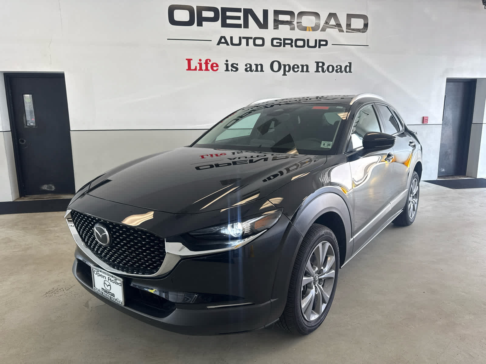 Certified 2025 MAZDA CX-30 AWD 2.5 S w/ Preferred Package image 2