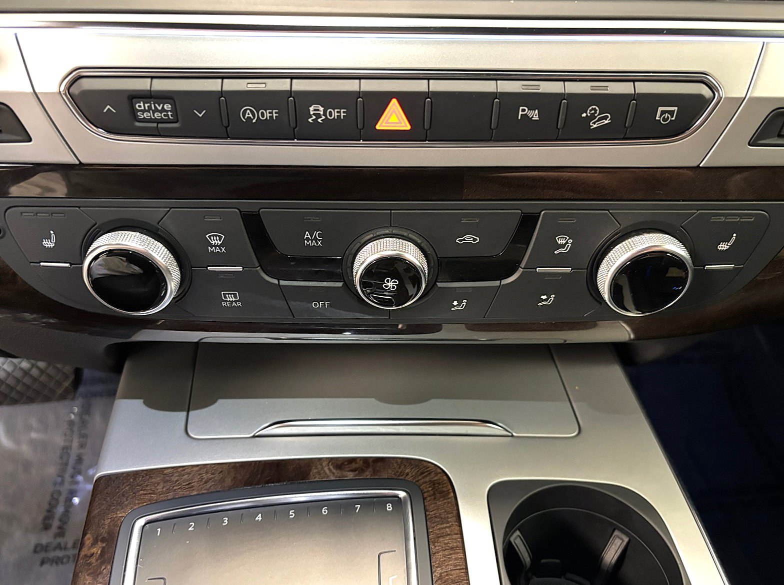 Used 2019 Audi Q7 2.0T Premium Plus w/ Premium Plus Package AWD/4WD image 32