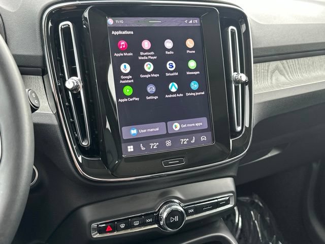 Certified 2025 Volvo XC40 B5 Plus AWD/4WD image 22