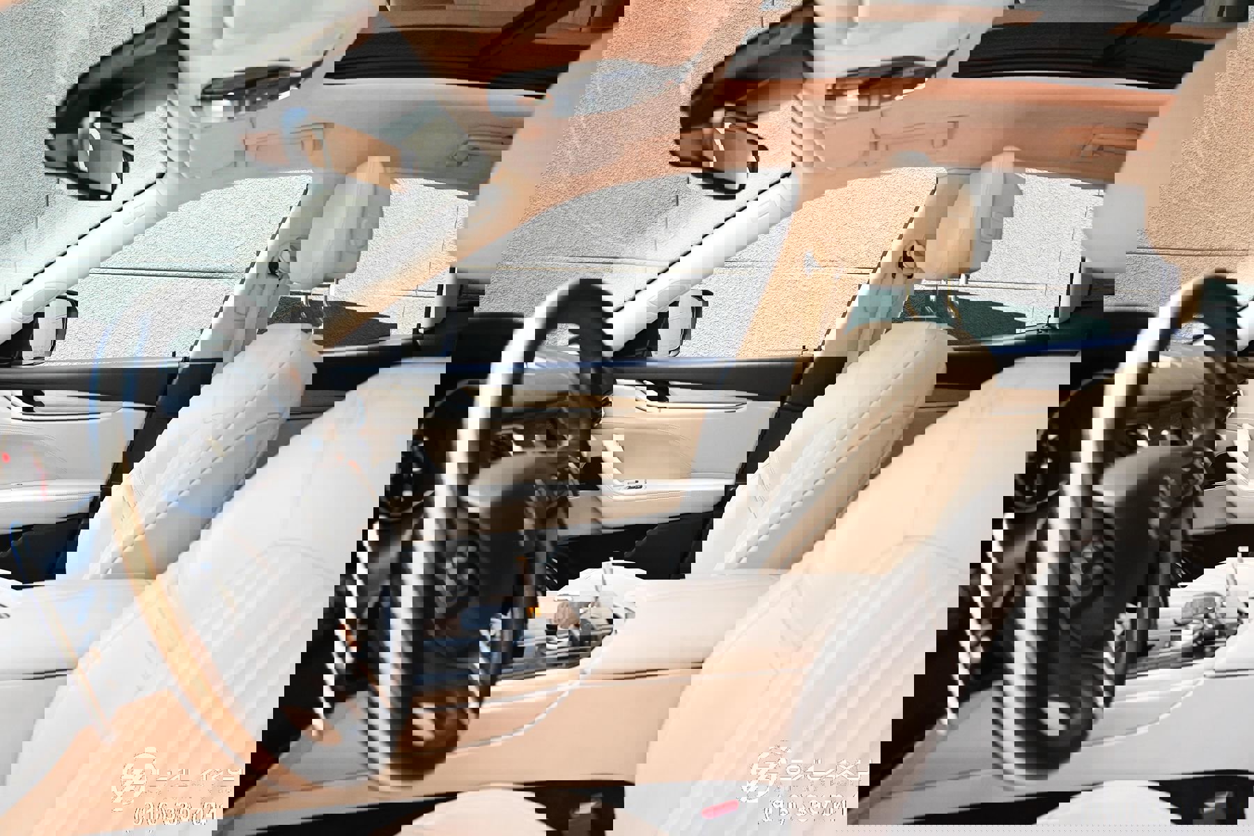 Used 2017 Maserati Levante S image 22