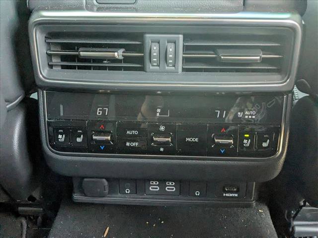 Certified 2024 Lexus LX 600 4WD w/ Luxury Package image 17