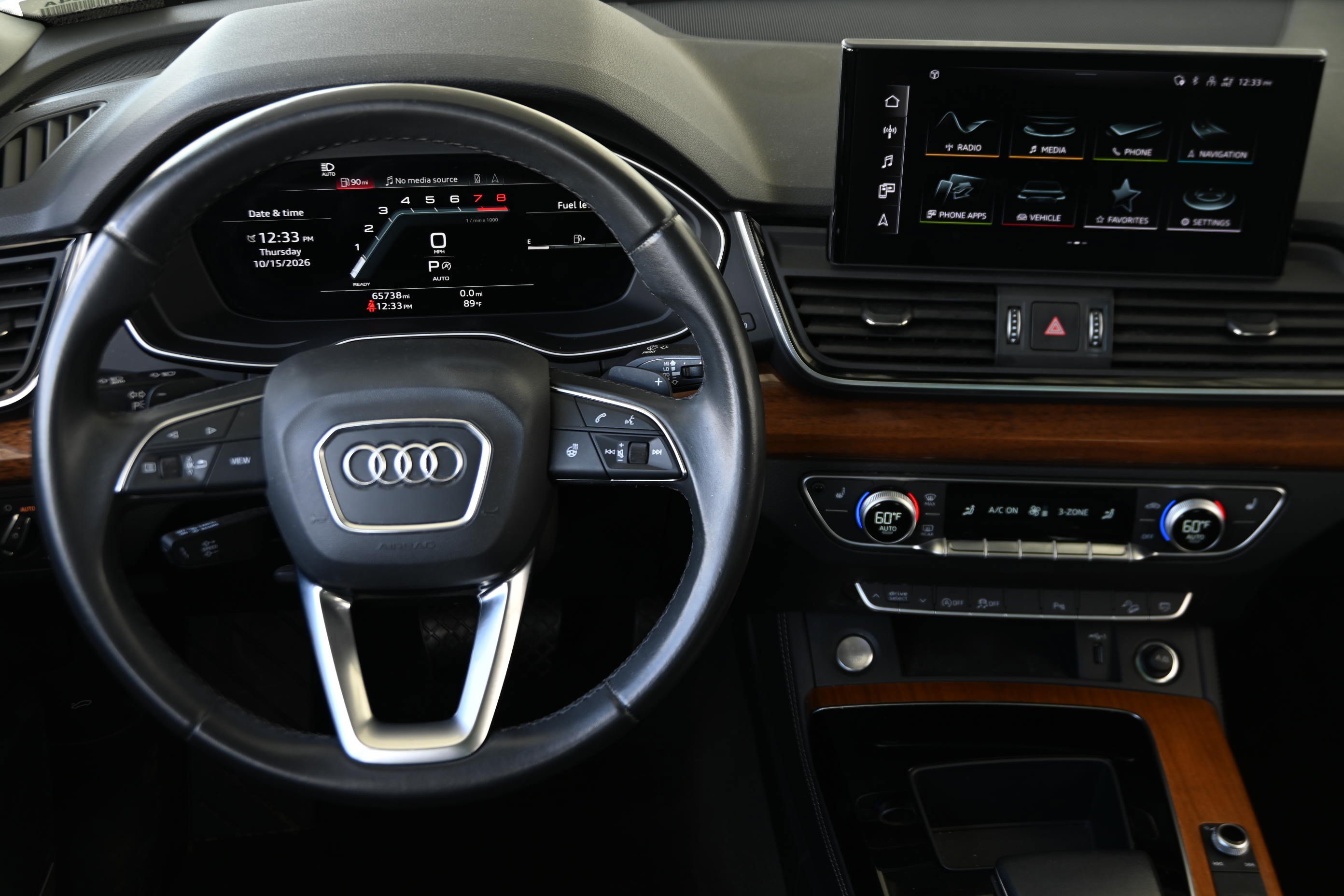 Used 2022 Audi Q5 2.0T Premium Plus w/ Premium Plus Package AWD/4WD image 15