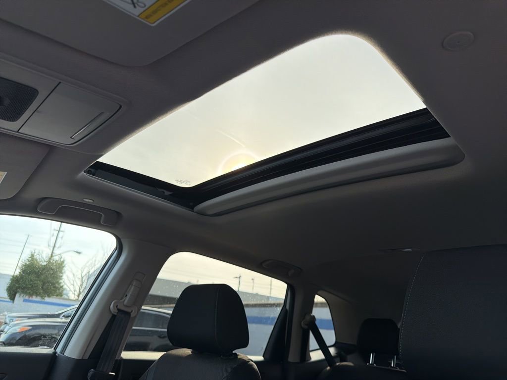 Used 2024 Honda CR-V EX image 11