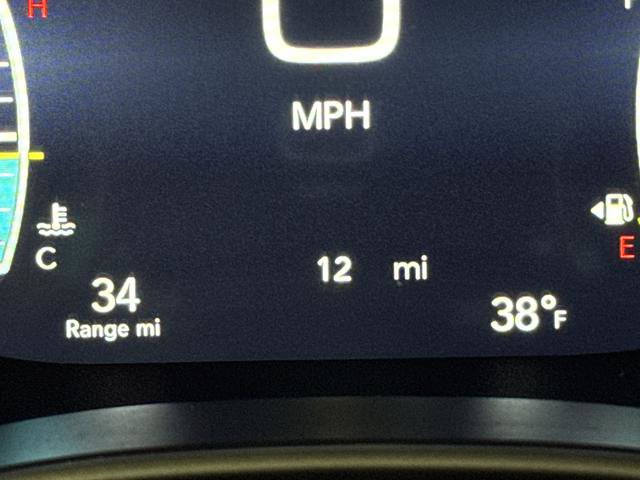 New 2026 Chrysler Pacifica Select image 6