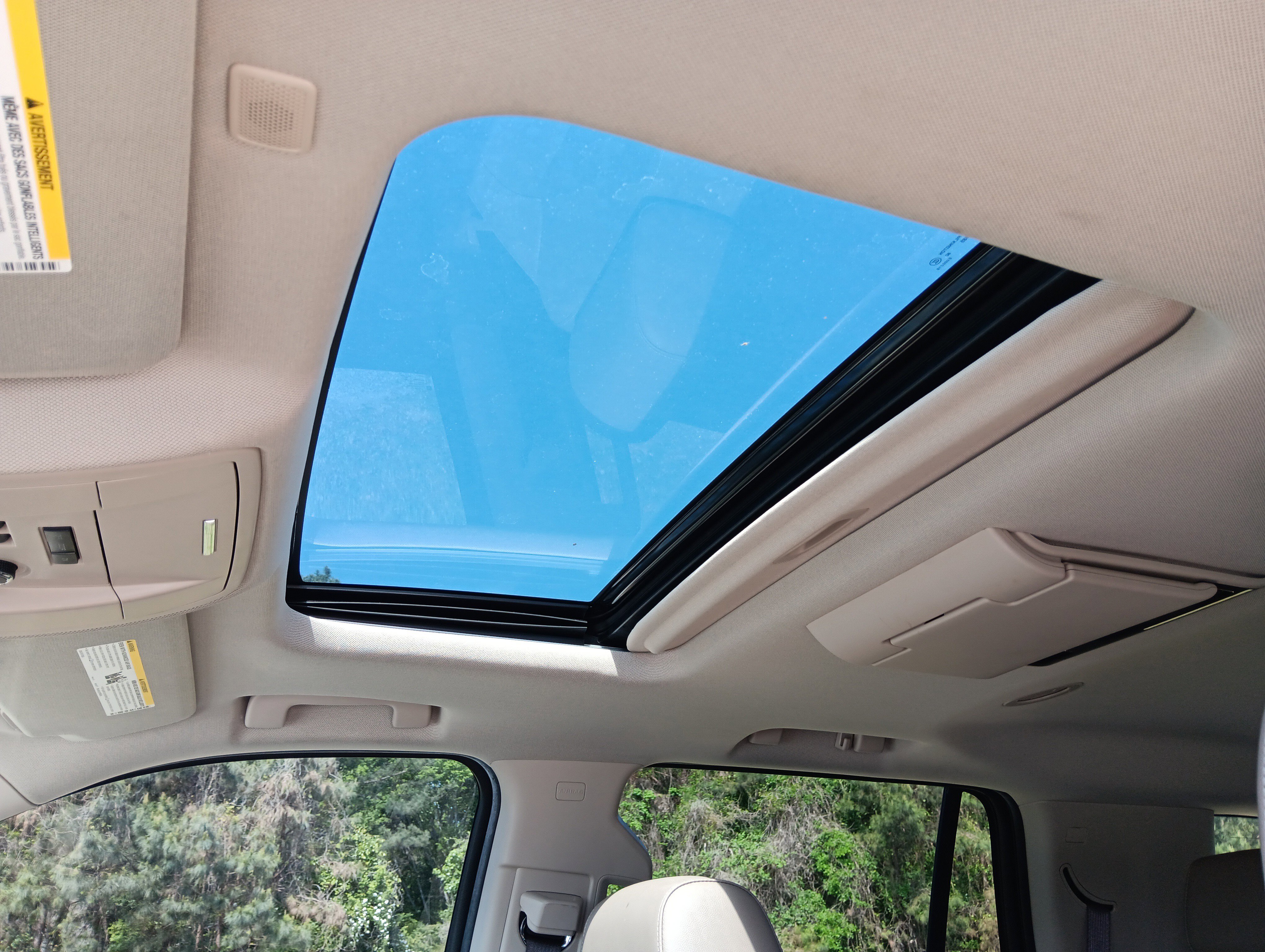 Used 2017 GMC Yukon SLT w/ Open Road Package image 19