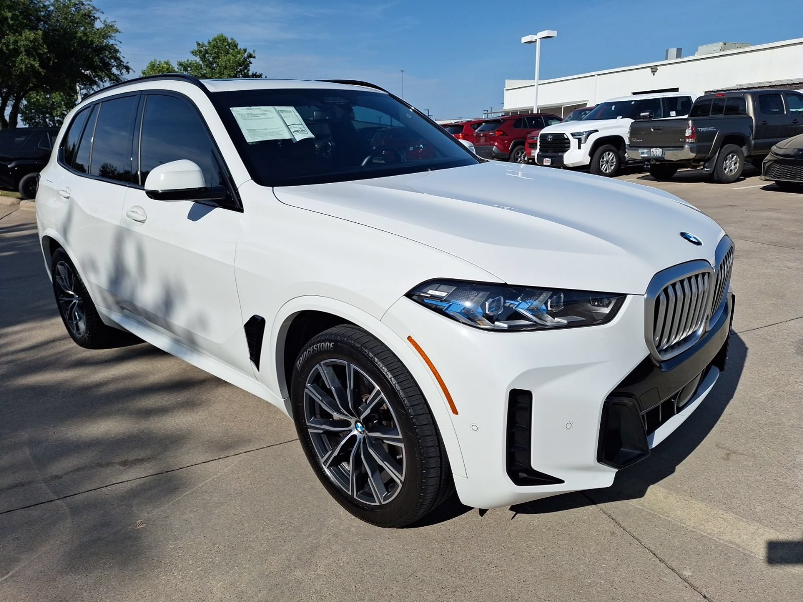 Used 2024 BMW X5 xDrive40i w/ Executive Package AWD/4WD image 8
