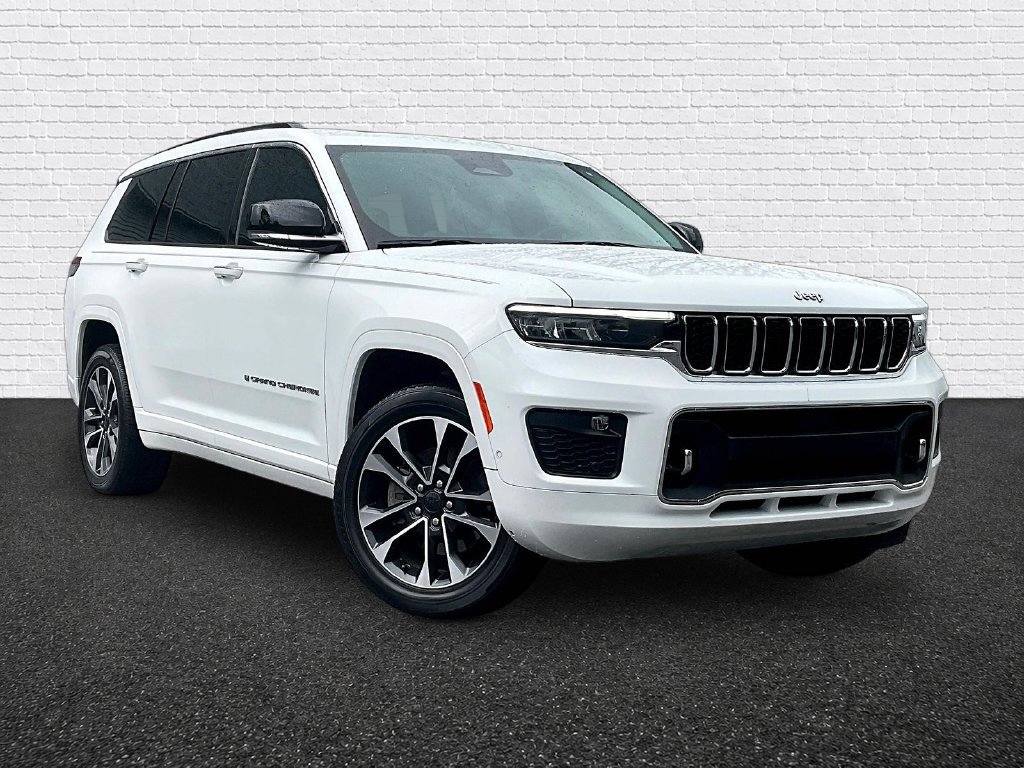 Used 2021 Jeep Grand Cherokee L Overland w/ Trailer Tow Group (B) RWD image 3