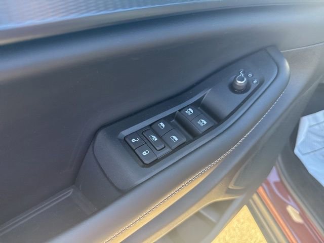 New 2026 Jeep Grand Cherokee L Laredo image 17