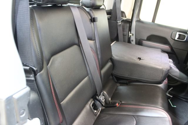 Used 2021 Jeep Gladiator Rubicon w/ Trailer Tow Package AWD/4WD image 9