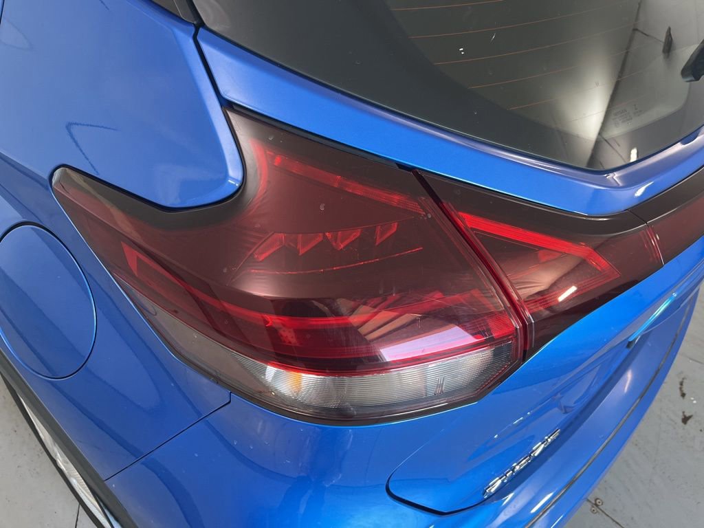 Used 2021 Nissan Kicks S image 41