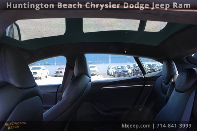 Used 2021 Tesla Model S Plaid image 34