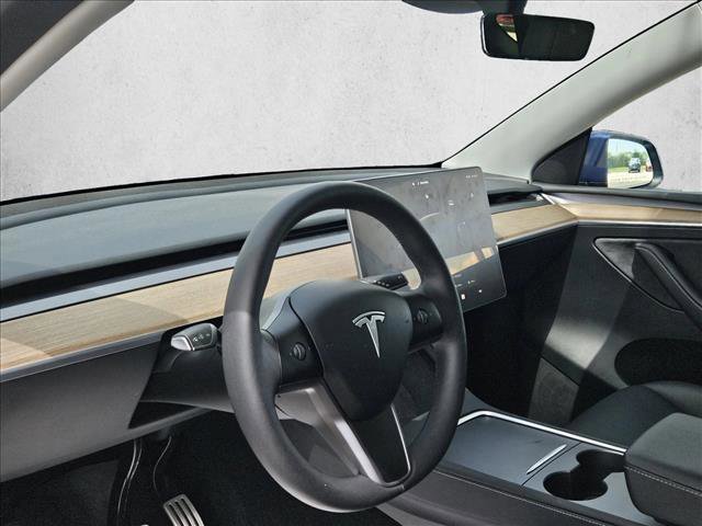 Used 2024 Tesla Model Y Performance AWD/4WD image 13