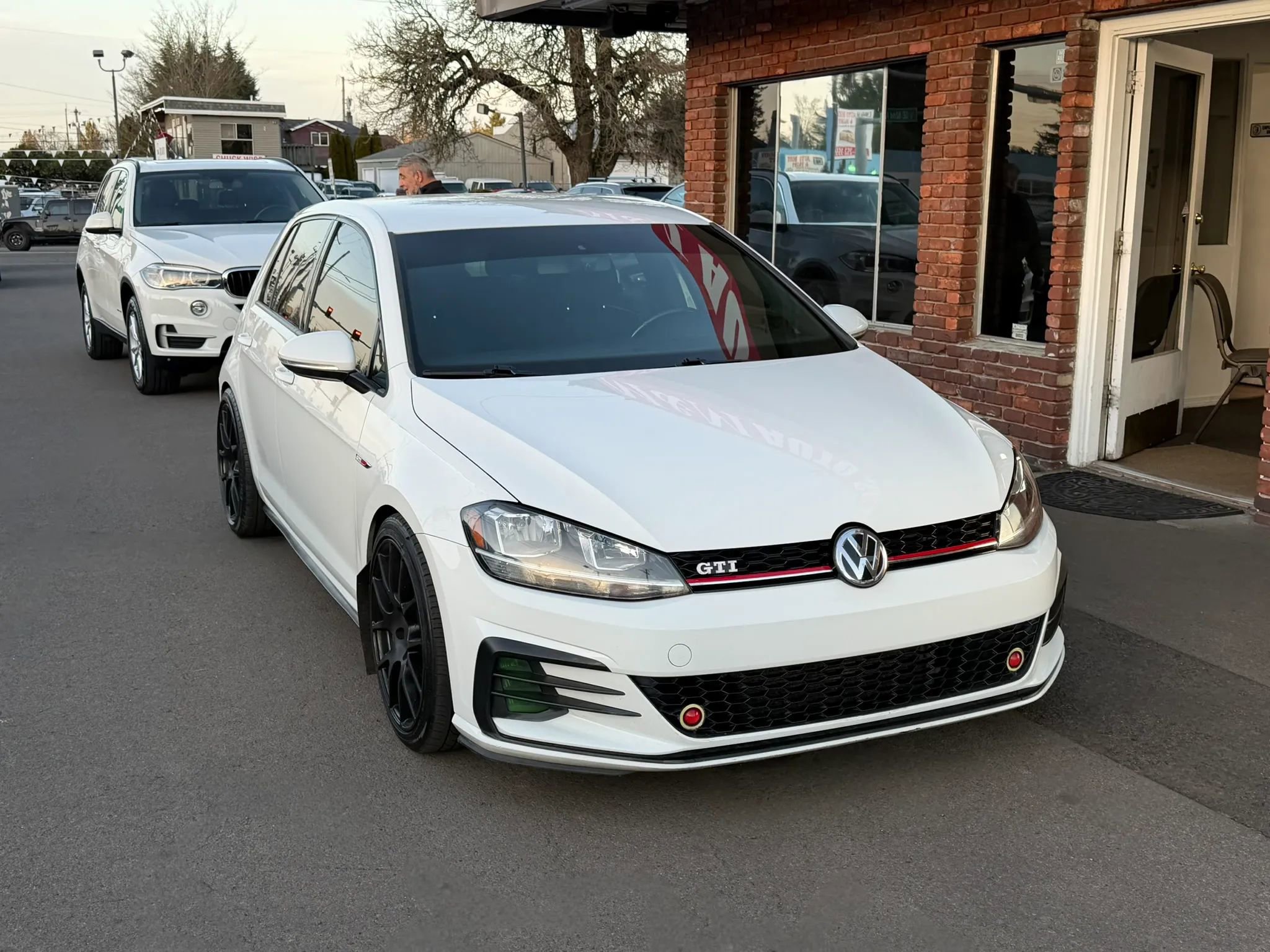 Used 2019 Volkswagen GTI S image 1