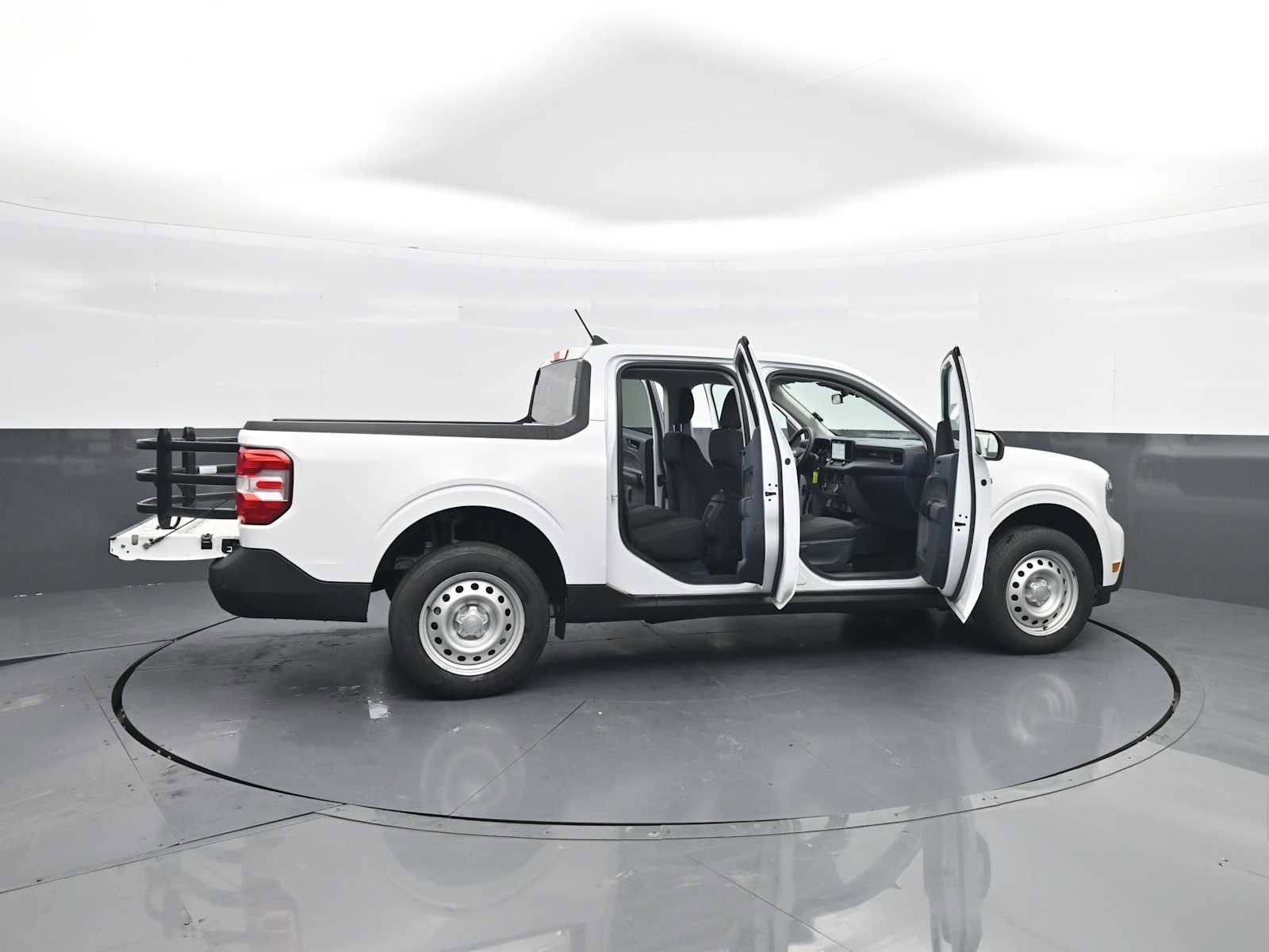 Used 2023 Ford Maverick XL image 44