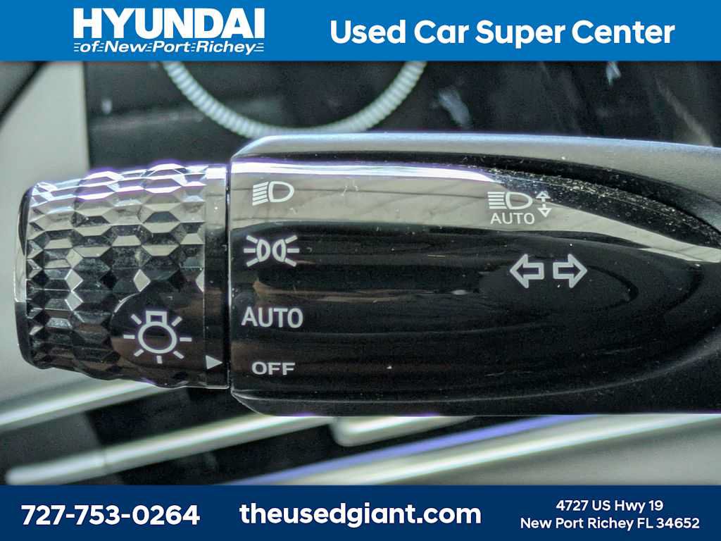 Certified 2024 Hyundai Elantra SEL FWD image 27