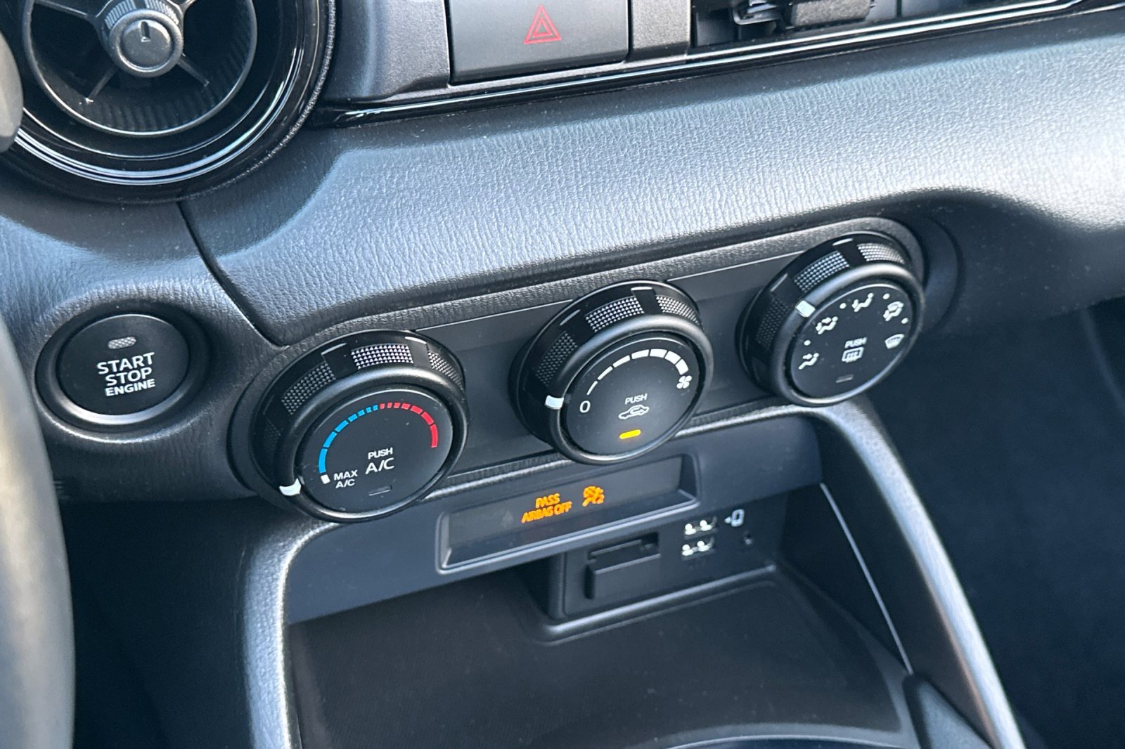 Used 2022 MAZDA MX-5 Miata Sport image 30