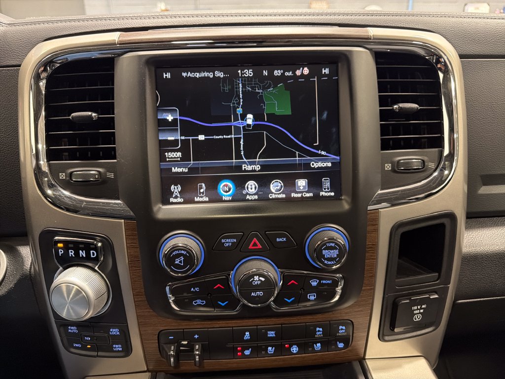 Used 2017 RAM 1500 Laramie w/ Convenience Group AWD/4WD image 8