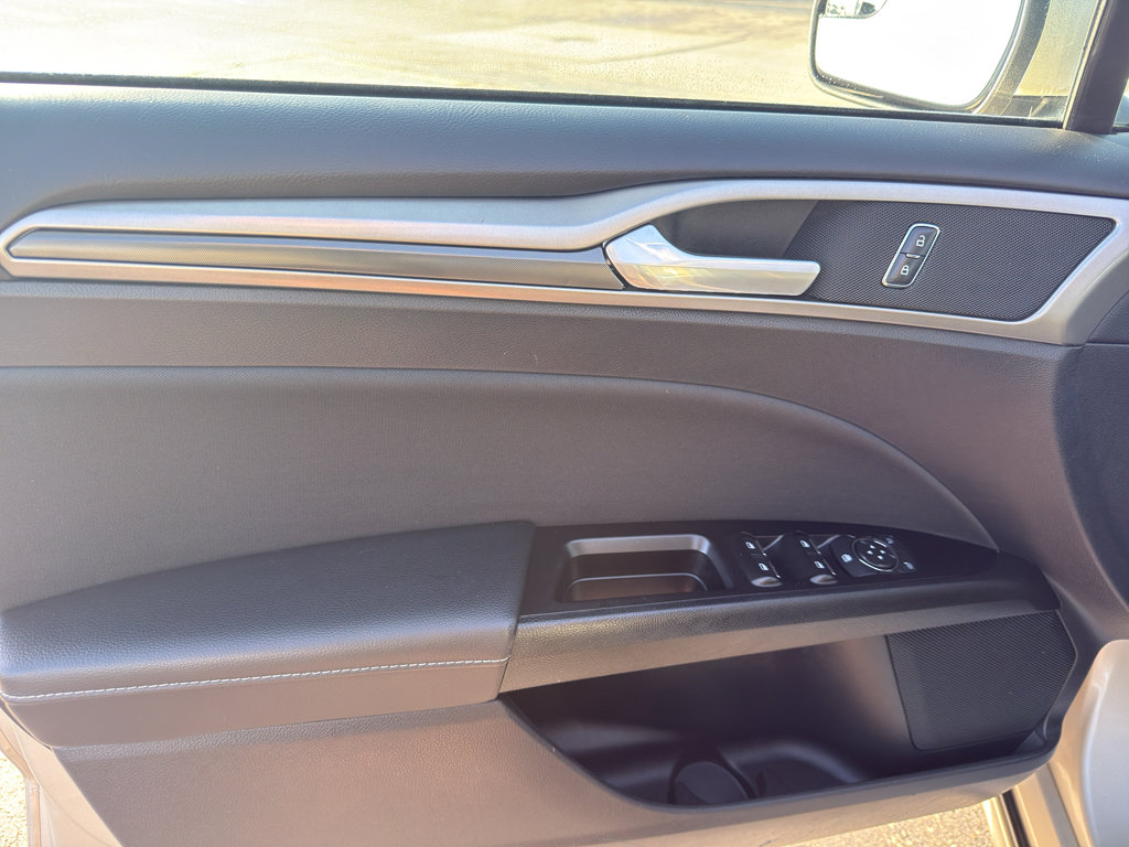 Used 2017 Ford Fusion S w/ Equipment Group 101A FWD image 12