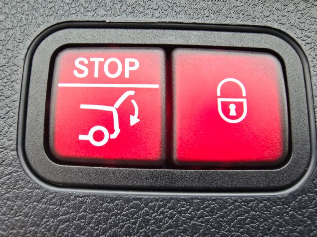 New 2026 Mercedes-Benz GLE 350 4MATIC image 19