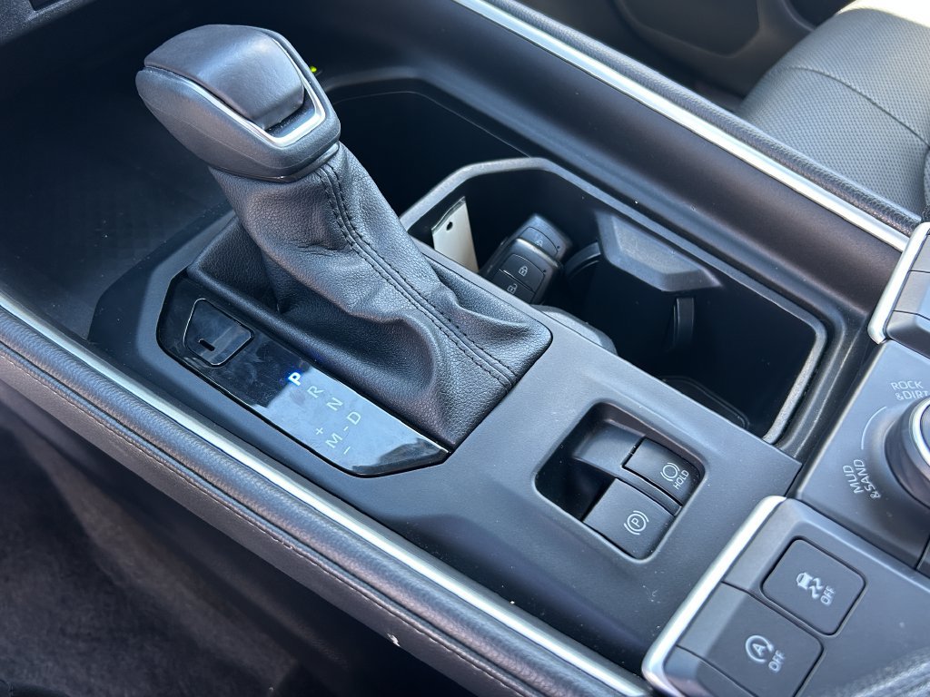 Used 2025 Toyota Grand Highlander AWD image 19