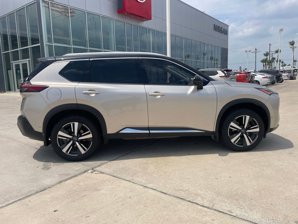 Certified 2022 Nissan Rogue SL w/ SL Premium Package AWD/4WD image 2