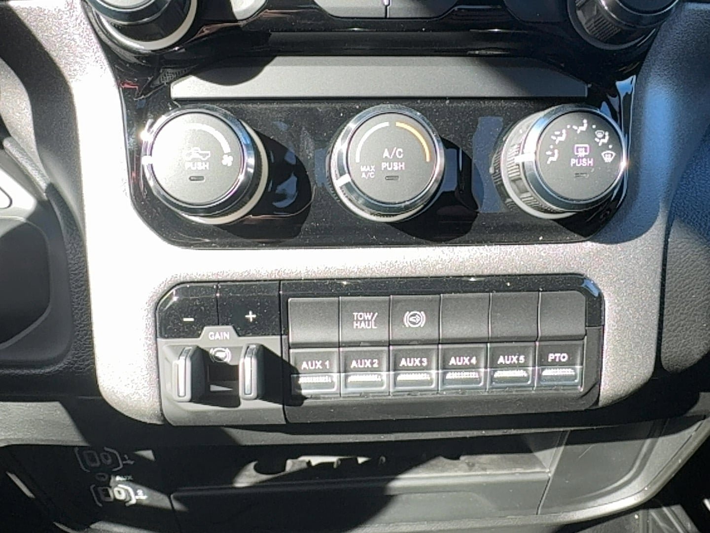 New 2026 RAM 5500 Tradesman w/ Chrome Appearance Group image 20