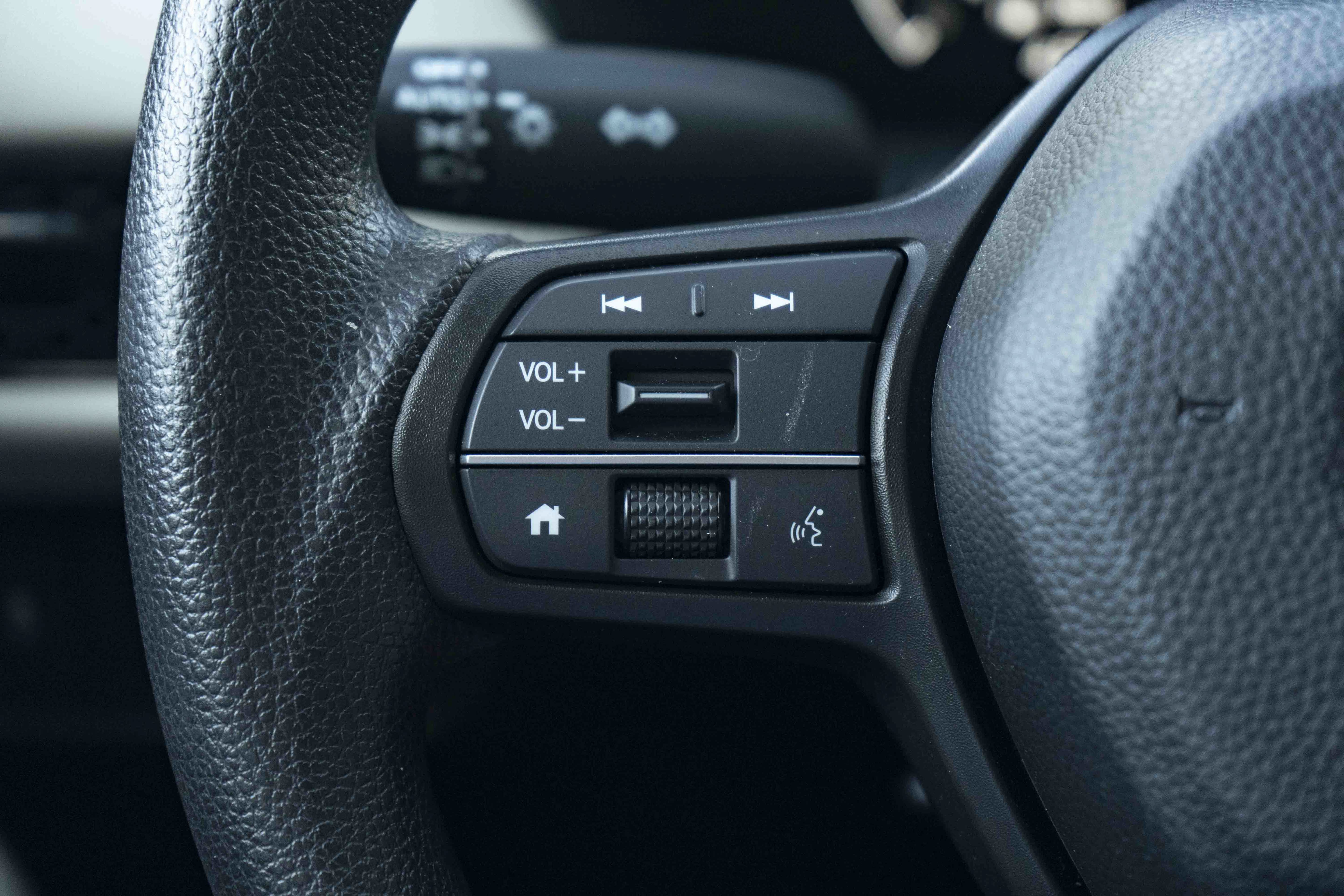 Certified 2027 Honda HR-V LX image 20