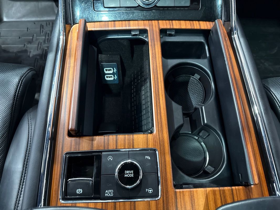 Used 2018 Lincoln Navigator Reserve w/ Technology Package image 89