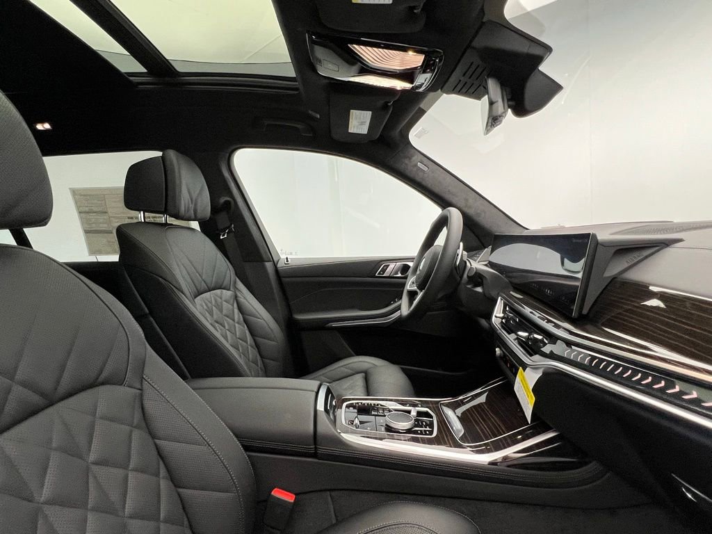 New 2026 BMW X7 xDrive40i w/ M Sport Package image 6