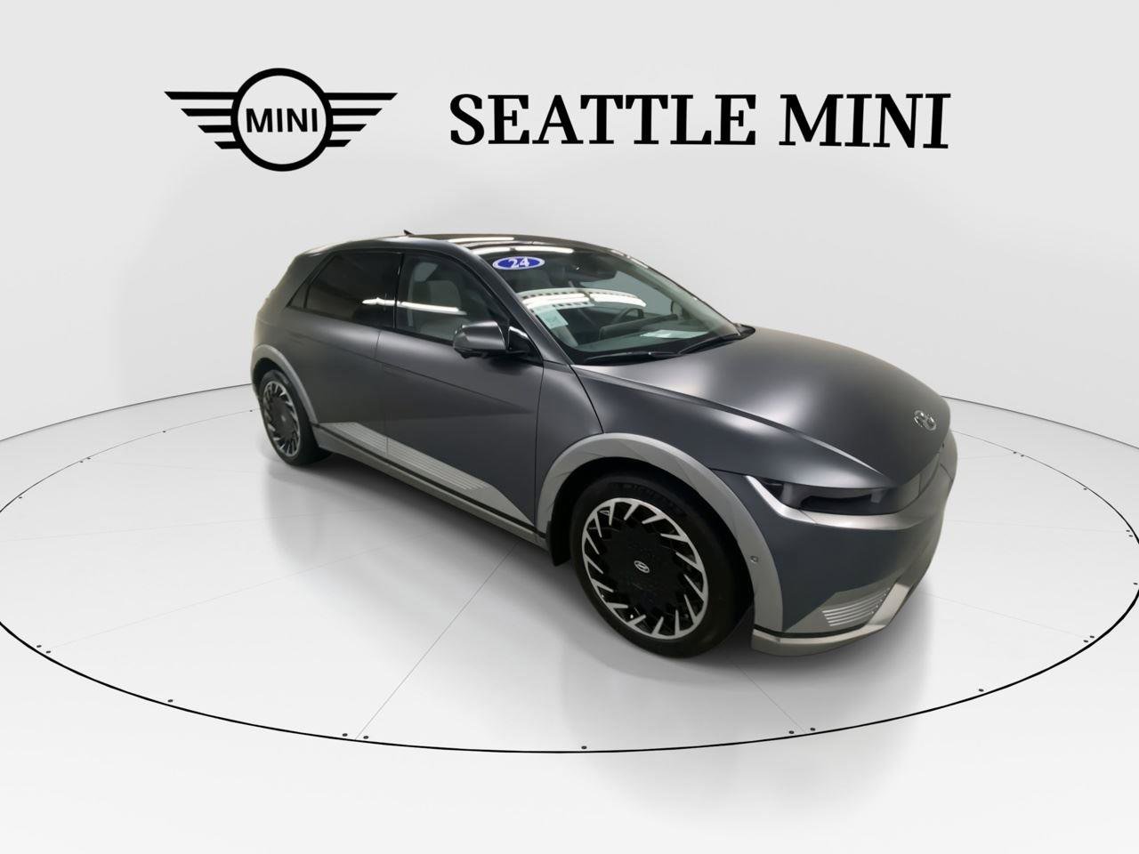 Used 2024 Hyundai Ioniq 5 Limited image 2