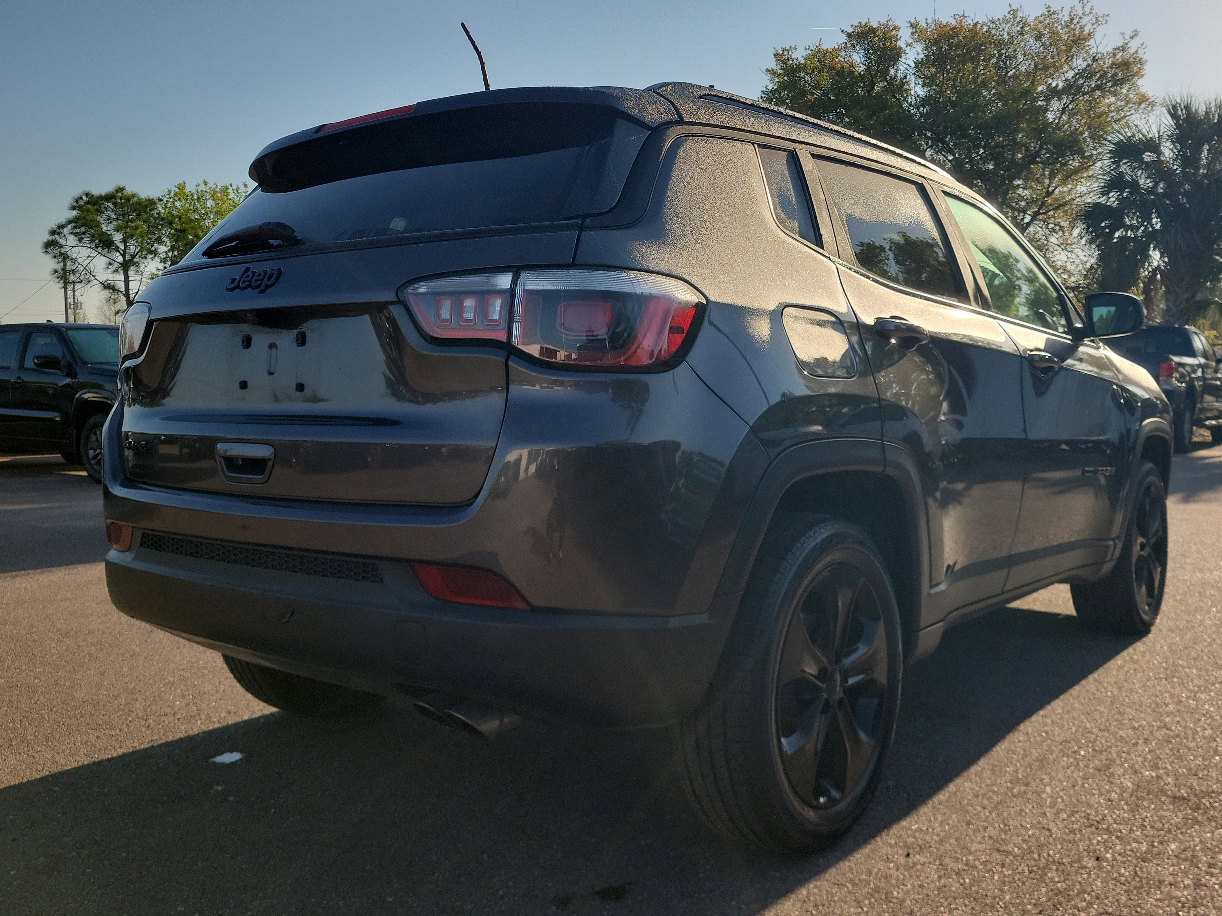 Used 2019 Jeep Compass Altitude image 3
