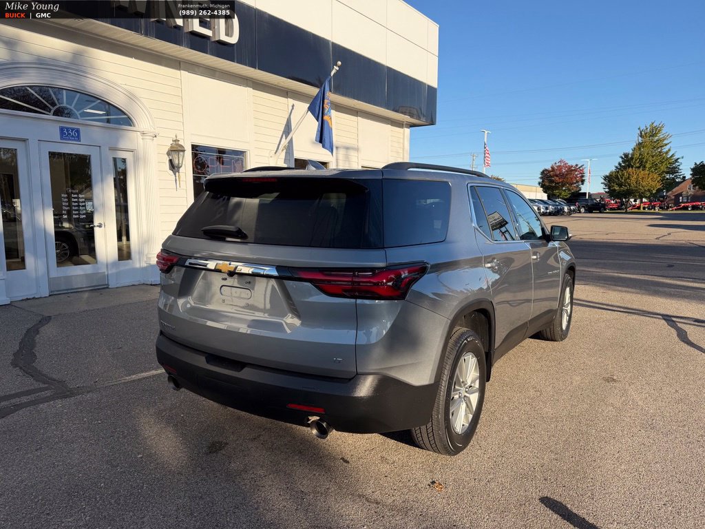 Used 2023 Chevrolet Traverse LT w/ LPO, Floor Liner Package FWD image 5