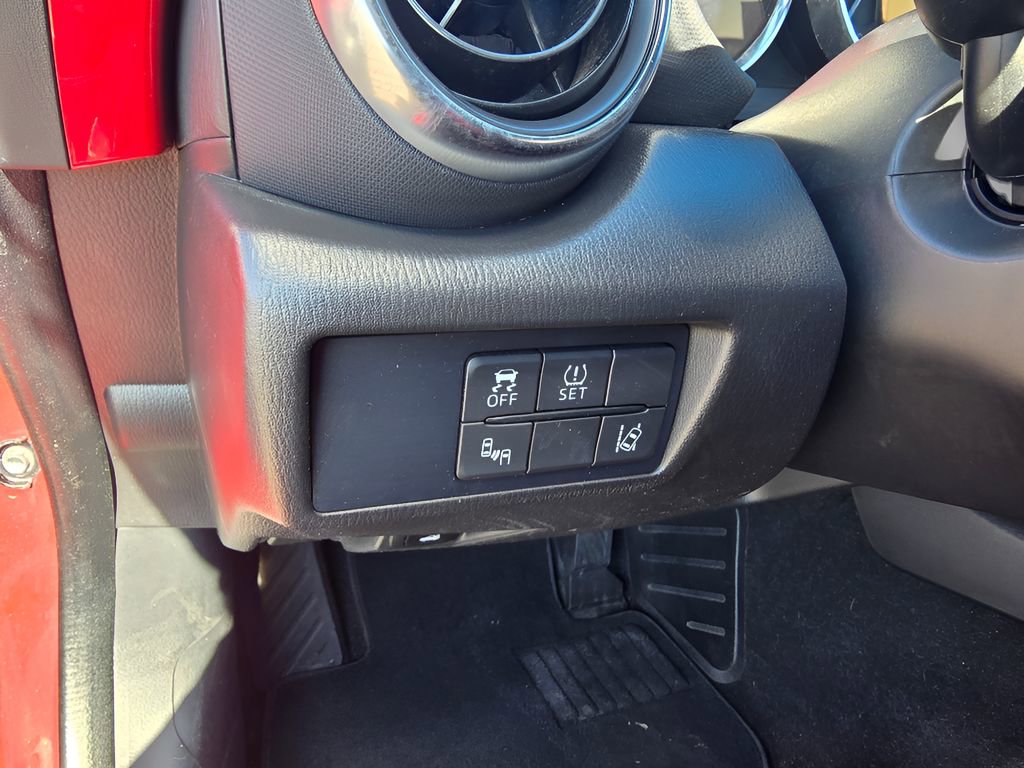 Used 2016 MAZDA MX-5 Miata Grand Touring image 25