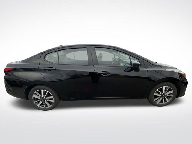 Used 2023 Nissan Versa SV image 11