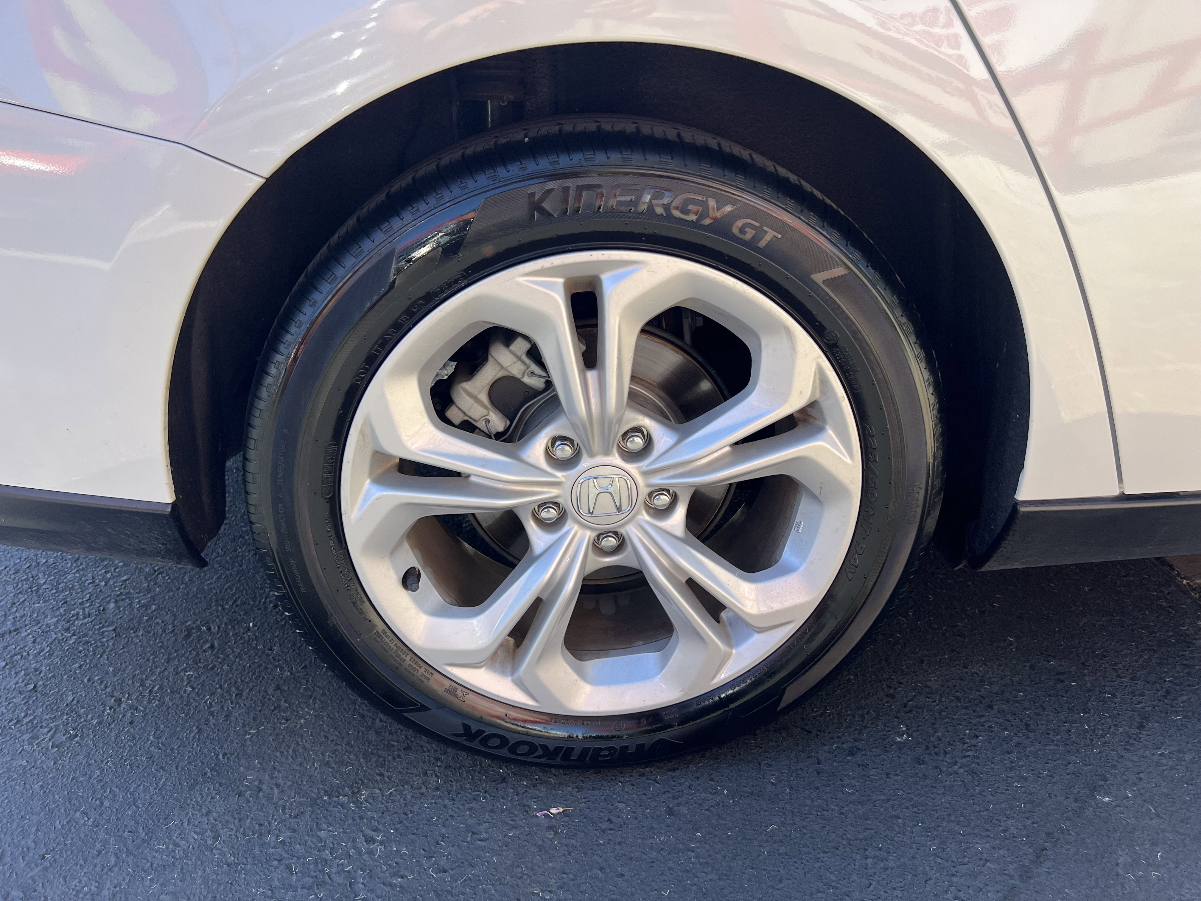 Used 2024 Honda Accord LX image 9