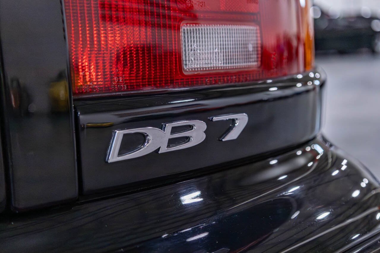 Used 1997 Aston Martin DB7 Volante RWD image 35