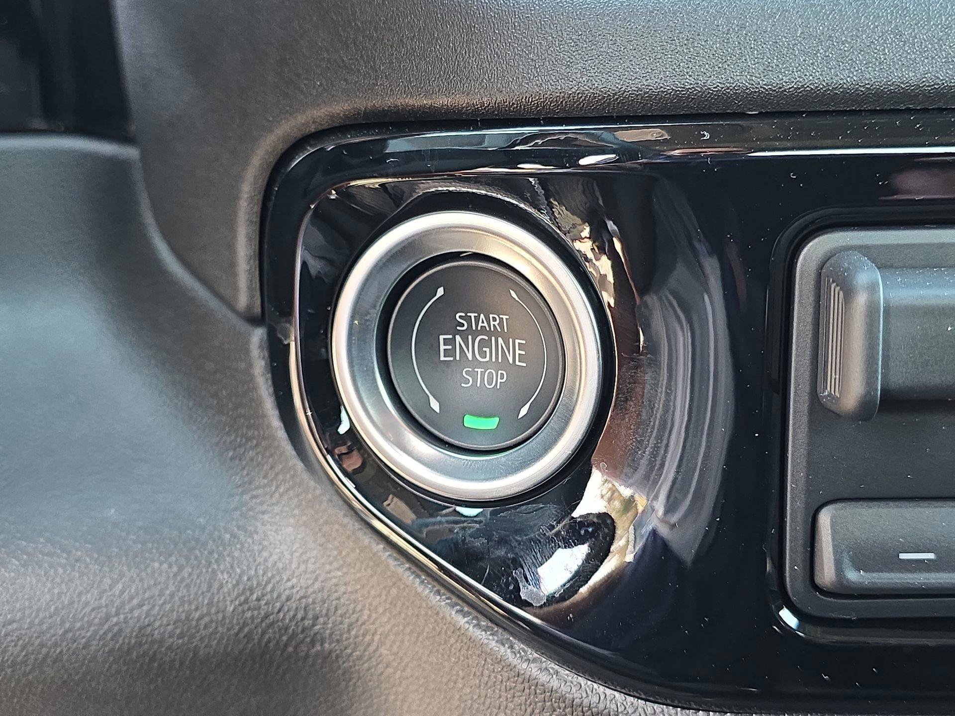 New 2025 Chevrolet Silverado 2500 LT w/ Convenience Package image 36