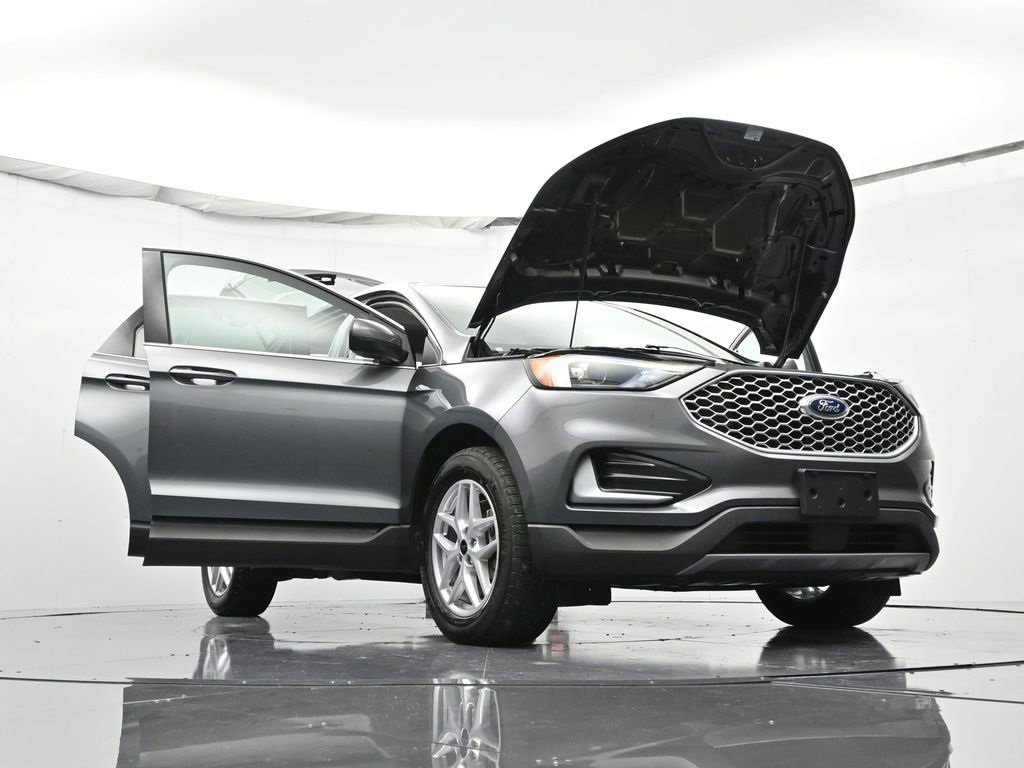 Used 2024 Ford Edge SEL image 61