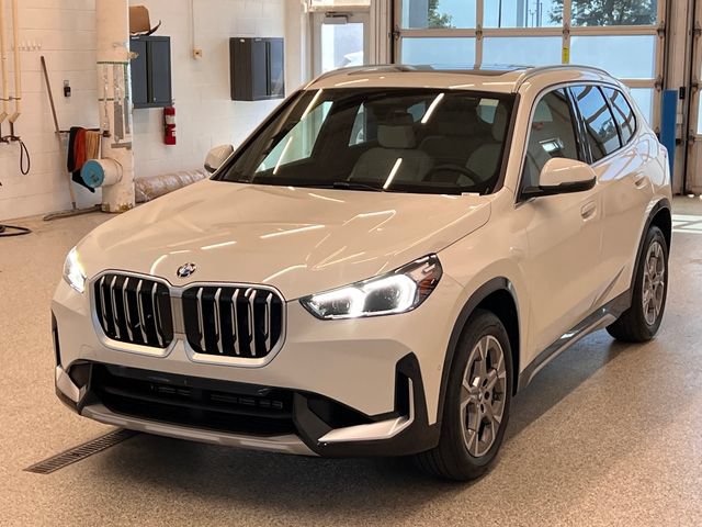 New 2026 BMW X1 xDrive28i w/ Convenience Package AWD/4WD image 5