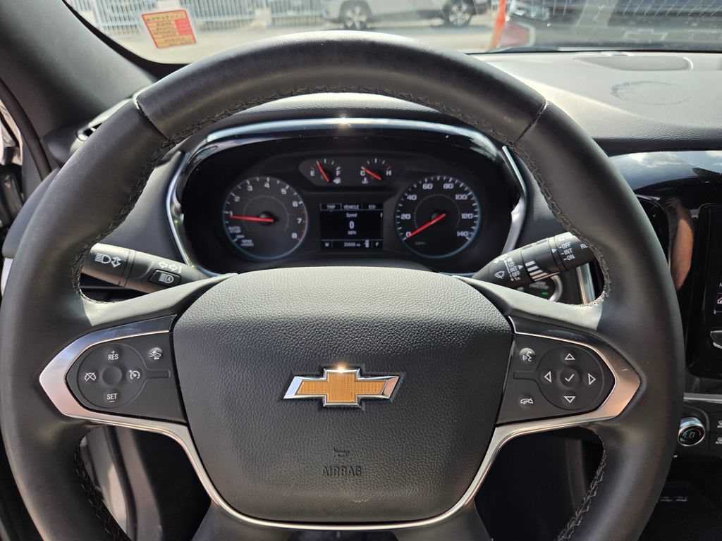 Certified 2023 Chevrolet Traverse LT FWD image 31