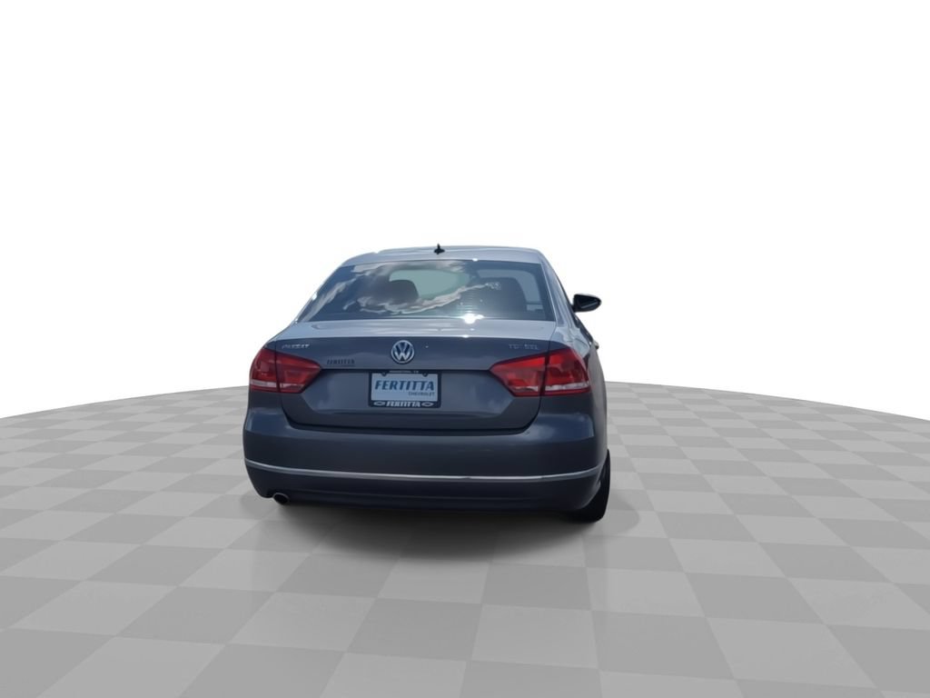 Used 2012 Volkswagen Passat TDI SEL Premium FWD image 7