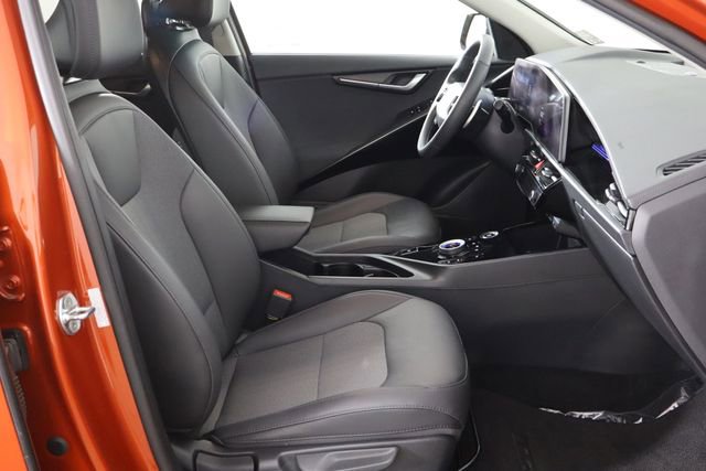 Used 2023 Kia Niro Wind w/ Wind Preserve Package FWD image 17