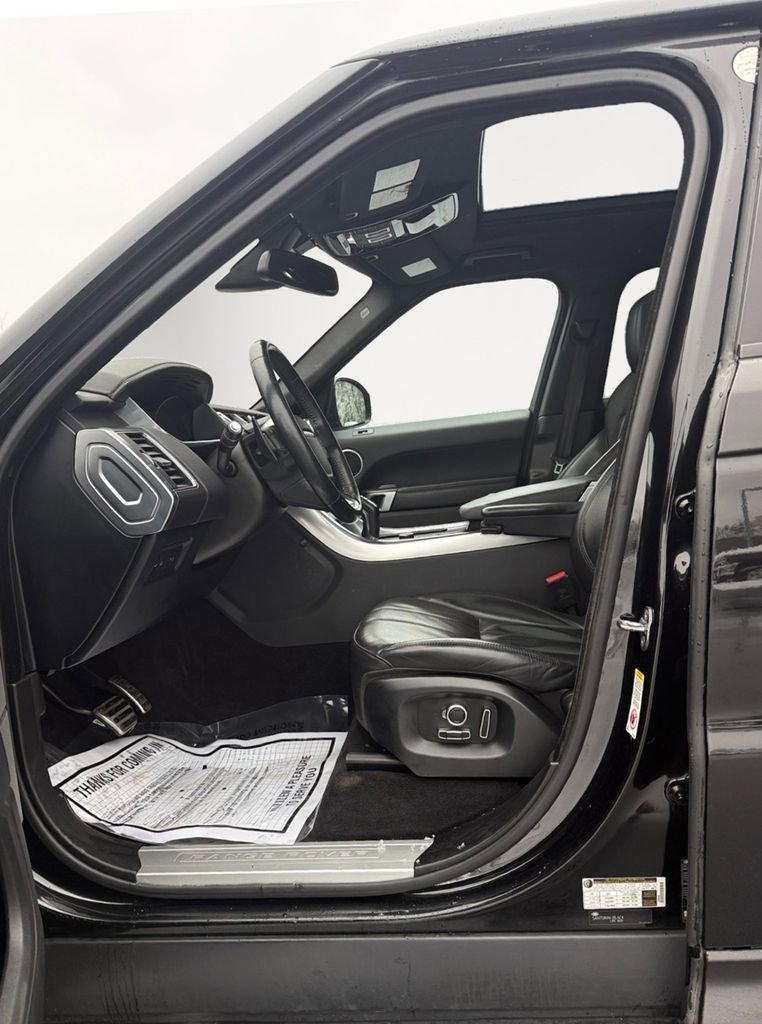 Used 2016 Land Rover Range Rover Sport Supercharged image 13
