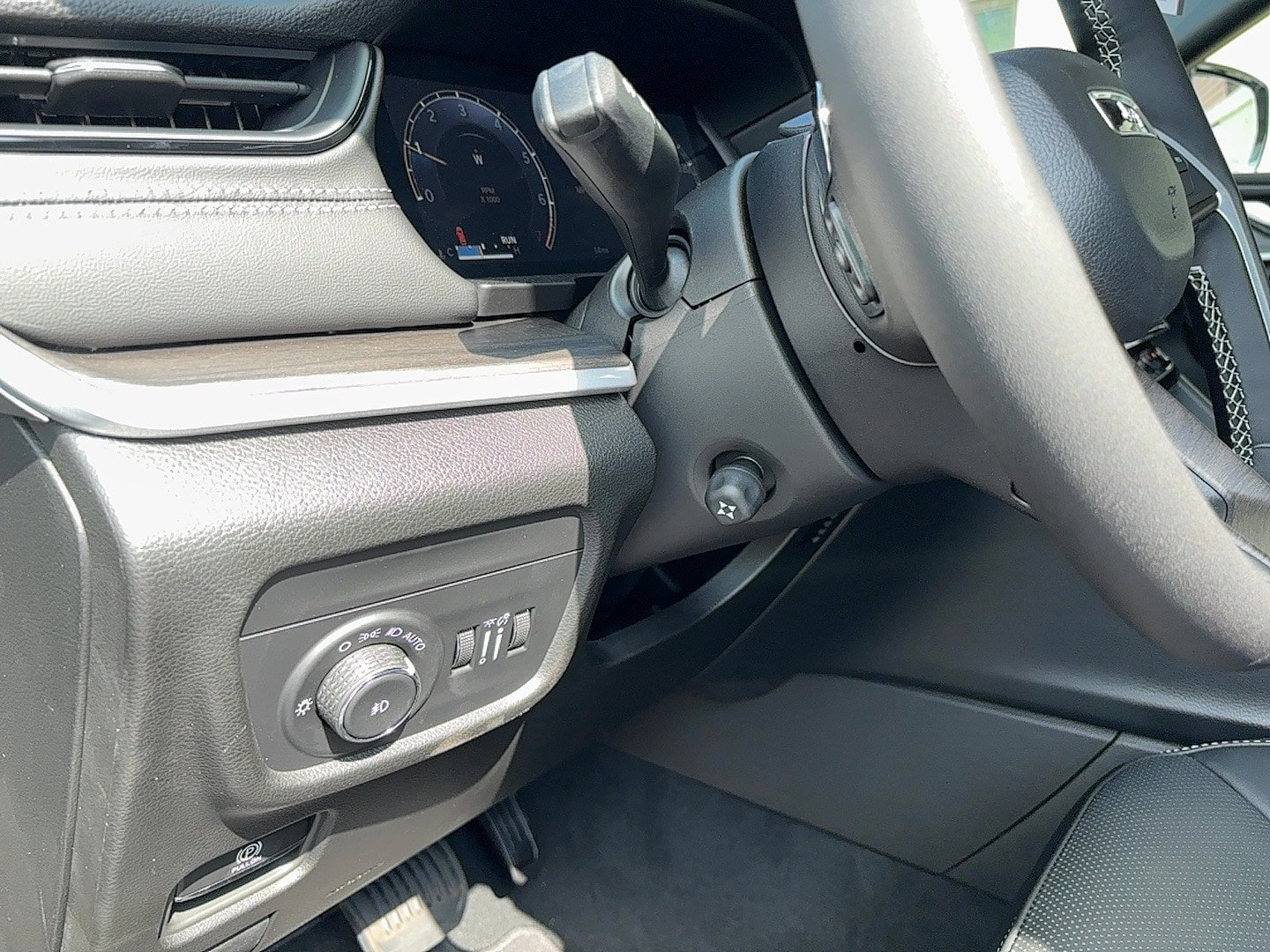 New 2026 Jeep Grand Cherokee L Limited AWD/4WD image 25